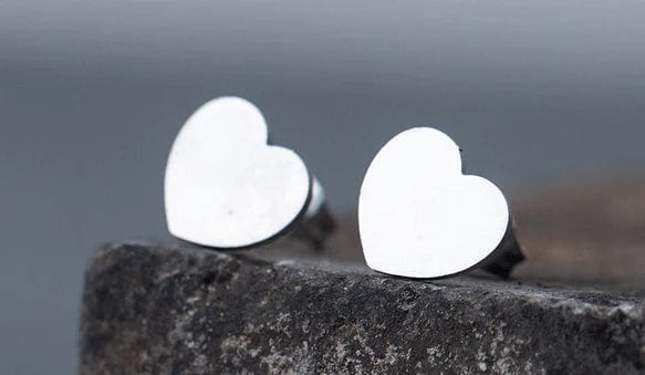 Earrings Earrings - Hearts - Silver or Gold Plated